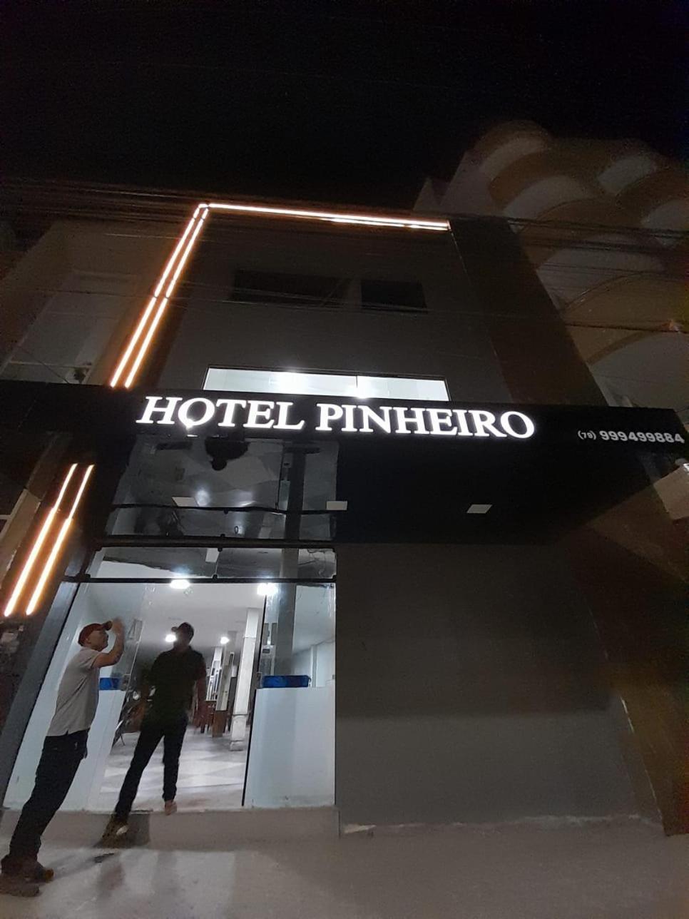 Hotel Pinheiros Nossa Senhora da Glória Buitenkant foto